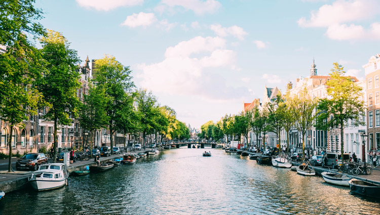 amsterdam canal