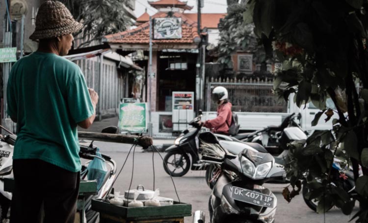 bali street trader